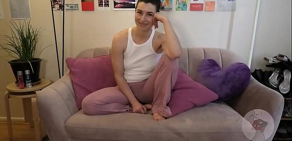 Reverse Casting Couch! Belle Erotic takes control and has her way with Laurel Serene!